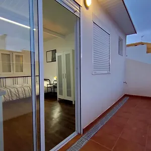 apartamentos-bello-zona-hospital.adeje-hotels.com/