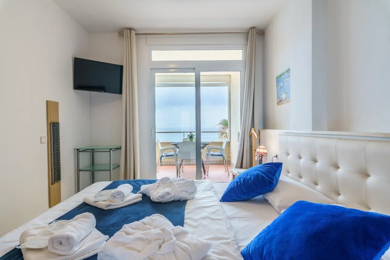 Fantastic Views , On The Beach Best Location In Torremolinos Spanje